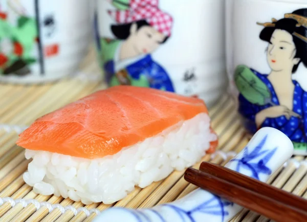 新鲜的三文鱼寿司 — 图库照片