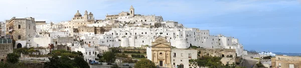 Ostuni - "Белый город" в Апулии, Itlay — стоковое фото