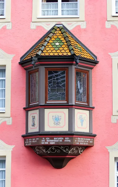 Oriel Window on red wall — Stock Photo, Image