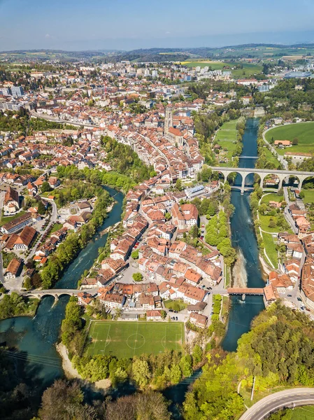 Aerial View Old Town Fribourg Curvy Sarine River Meander Switzerland — ストック写真