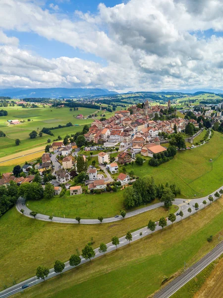 Flygbild Gamla Schweiziska Staden Romont Byggd Klippa Framträdande Canton Freibourg — Stockfoto