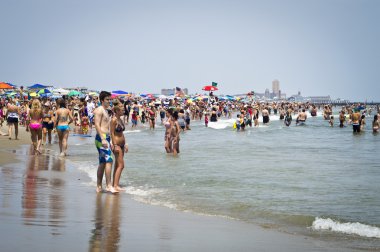 sıcak bir günde jersey shore