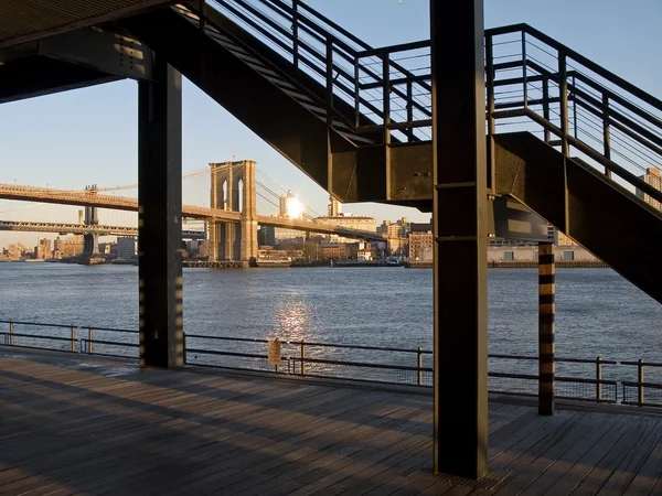 Ponte e Escadas — Fotografia de Stock