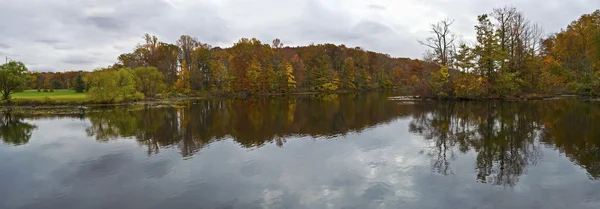 Davidson mlýn parku rybník panorama — Stock fotografie