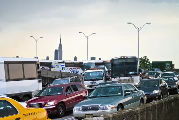 Traffico tunnel elicoidale — Foto Stock