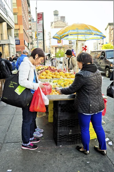 China town meyve standı — Stok fotoğraf