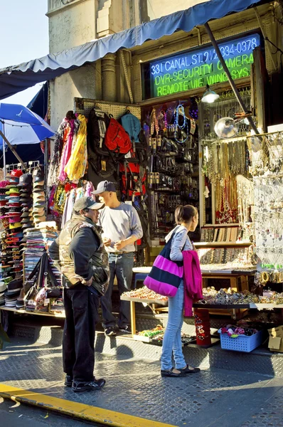 Chinatown Sidewalk Sale — Stock Photo, Image