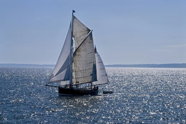 Sunshine zeilboot — Stockfoto