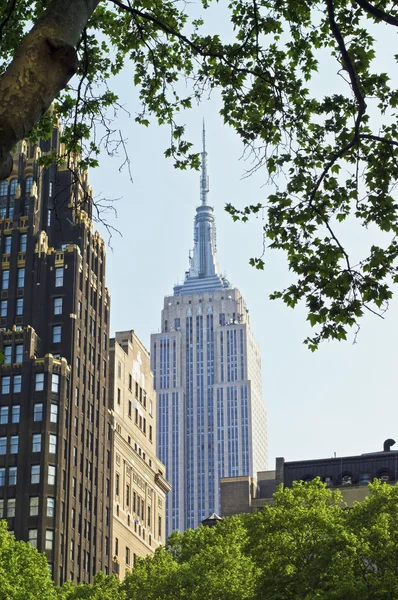 Inramade empire state — Stockfoto