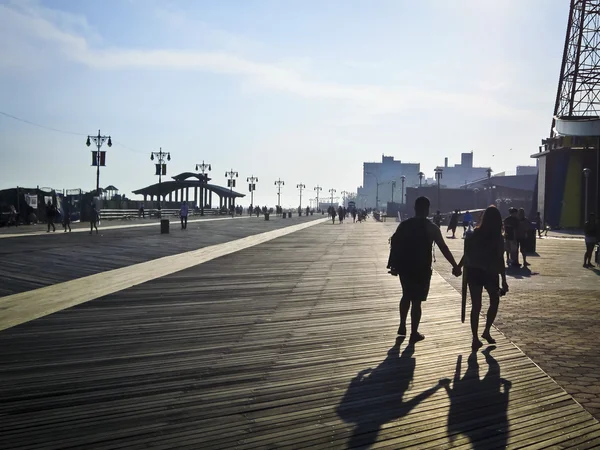 Togetheronboardwalk — Zdjęcie stockowe