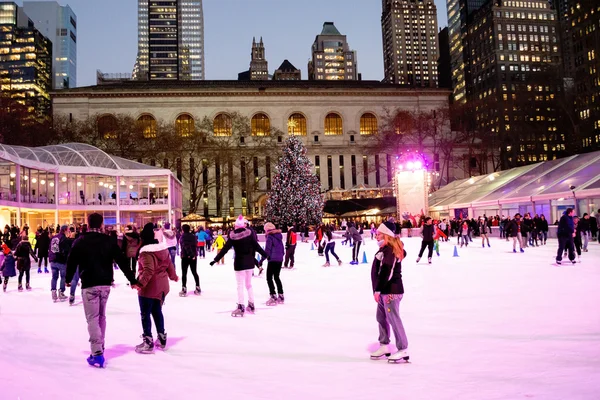 Lodowisko w bryant park — Zdjęcie stockowe