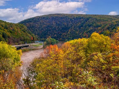 A scenic Autumn view of the Delaware Water Gap in Pensylvania. clipart