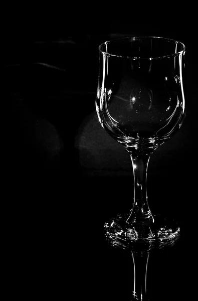 Wine glass on a black background — Stock Photo, Image