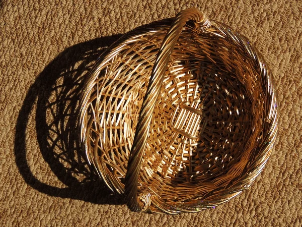 Basket, pen, background, brown,