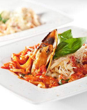 Makarna - deniz ürünleri ile Linguine