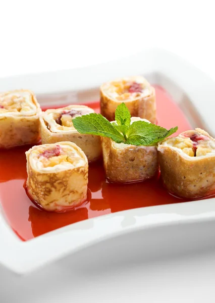 Rotolo di sushi alla frutta dolce — Foto Stock