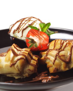 tatlı - kremalı pasta