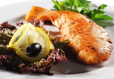 biftek filetoların balık