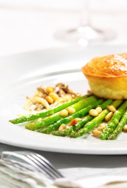 Meze - keçi peyniri Pate süt.