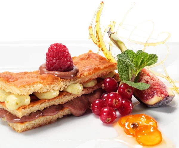 Chocolate and Pistachio Sponge Cake — Stock Photo, Image