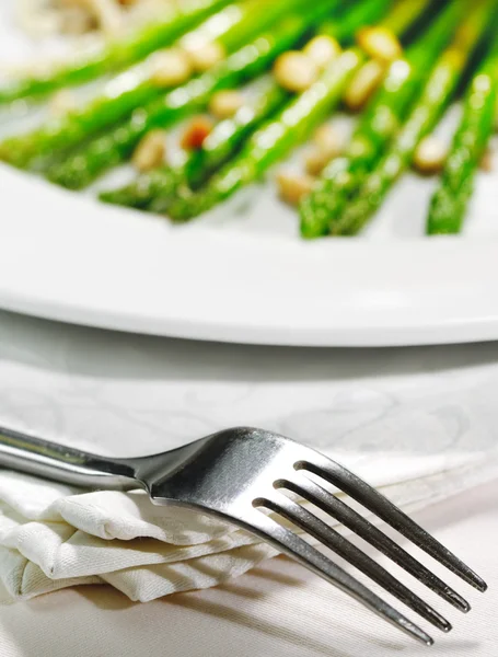 Fork and Fresh Asparagus — Stock Photo, Image