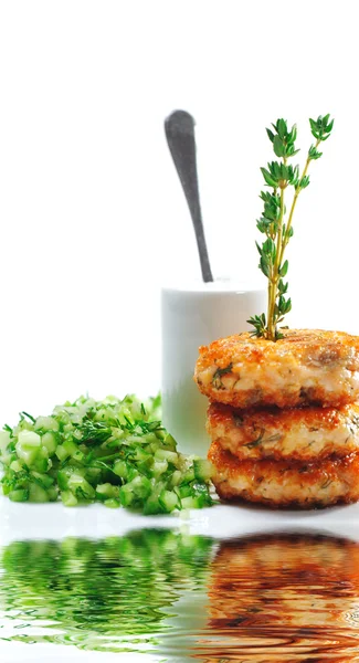 Przekąska - mini stek z łososia — Zdjęcie stockowe