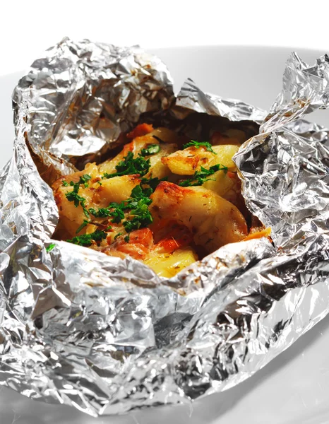 Baked Fish in Foil — Stock Photo, Image