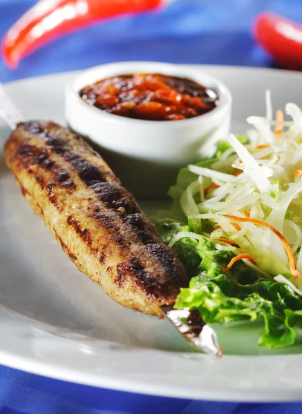 Warme Fleischgerichte - gegrilltes Fleisch — Stockfoto