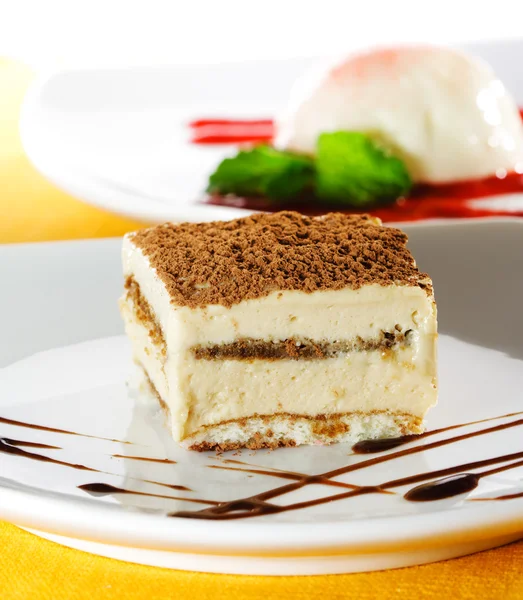 Dessert - Tiramisu-Käsekuchen — Stockfoto