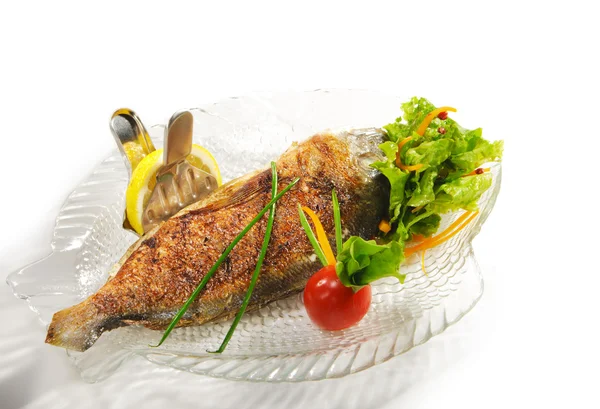Pratos de peixe quente - Dorado grelhado — Fotografia de Stock