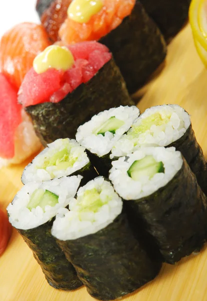 Japán konyha - Sushi szett — Stock Fotó