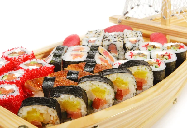 Ιαπωνική κουζίνα - πλοίο σούσι — Φωτογραφία Αρχείου