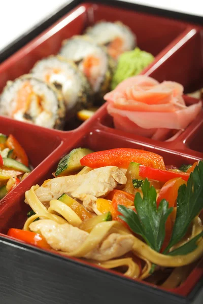 日本料理-盒饭午餐 — 图库照片
