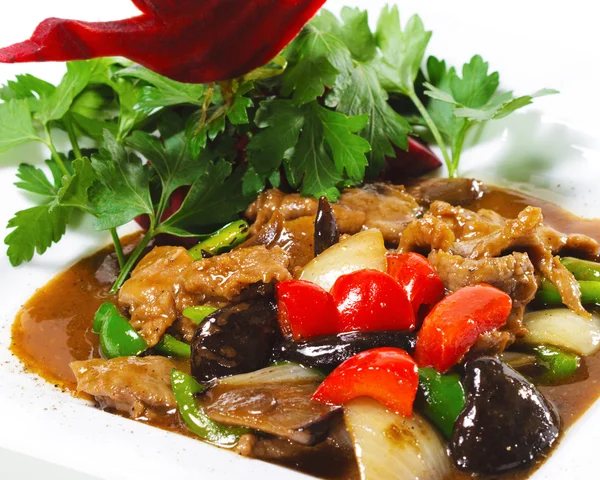 Chiński - mięso z czarny grzyb — Zdjęcie stockowe
