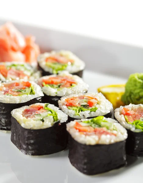 Cozinha japonesa - Maki Sushi — Fotografia de Stock