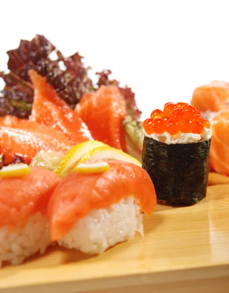 Cozinha japonesa - Conjunto de Sushi — Fotografia de Stock
