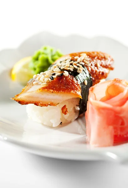 Geräuchertes Aal-Sushi — Stockfoto