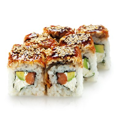 somon ve füme yılan balığı maki sushi