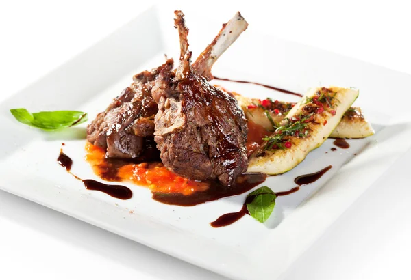 Lamb Chops and Vegetables — Stock Photo, Image