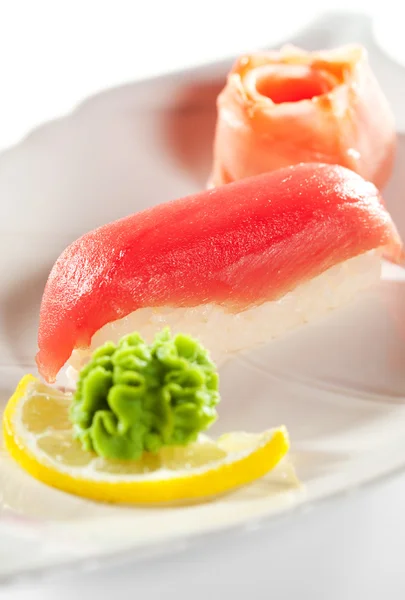 Tonfisk sushi — Stockfoto