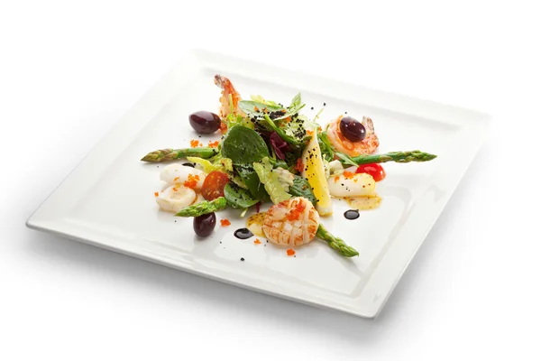 Seafood sallad med sparris — Stockfoto