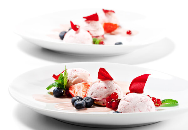 Десерт - Fruit Mousse
