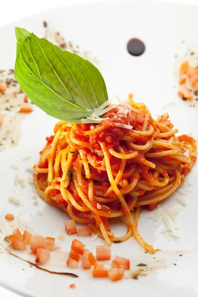 Noodles with basil — Stock Photo, Image