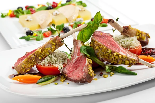 Lamb chops en groenten — Stockfoto