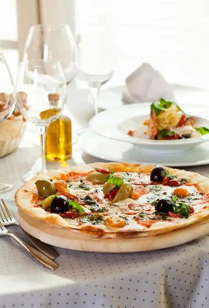 Cena della pizza — Foto Stock