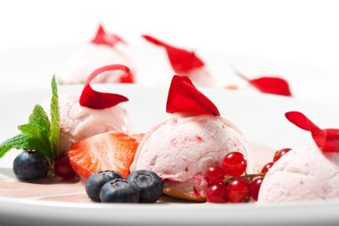 meyve tatlısı - mousse