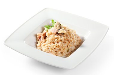 Deniz ürünleri risotto