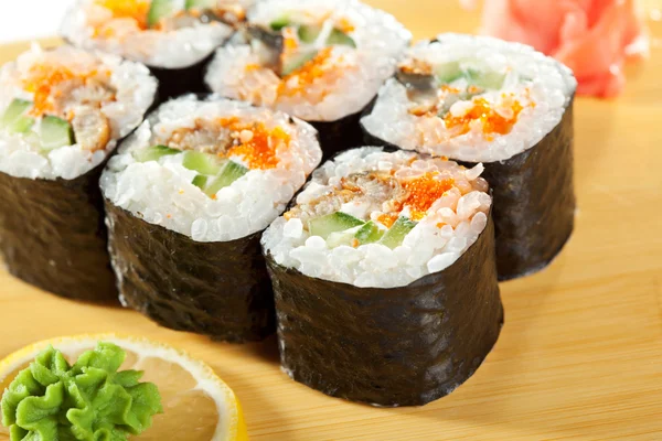 Japanese Cuisine - Sushi — Stock Photo, Image