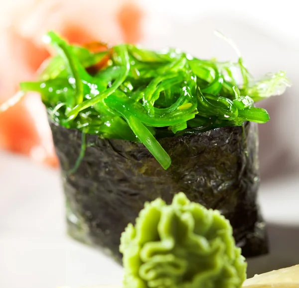 Chuka Seaweed Gunkan — Stock Photo, Image
