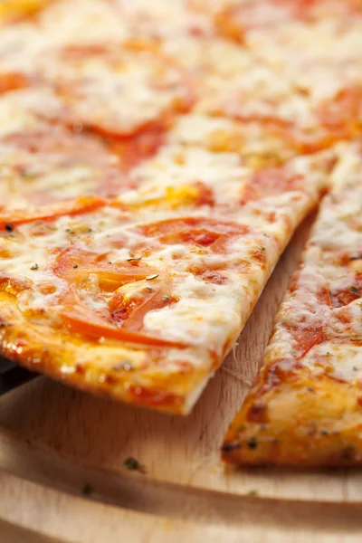 Pizza Margherita — Stockfoto